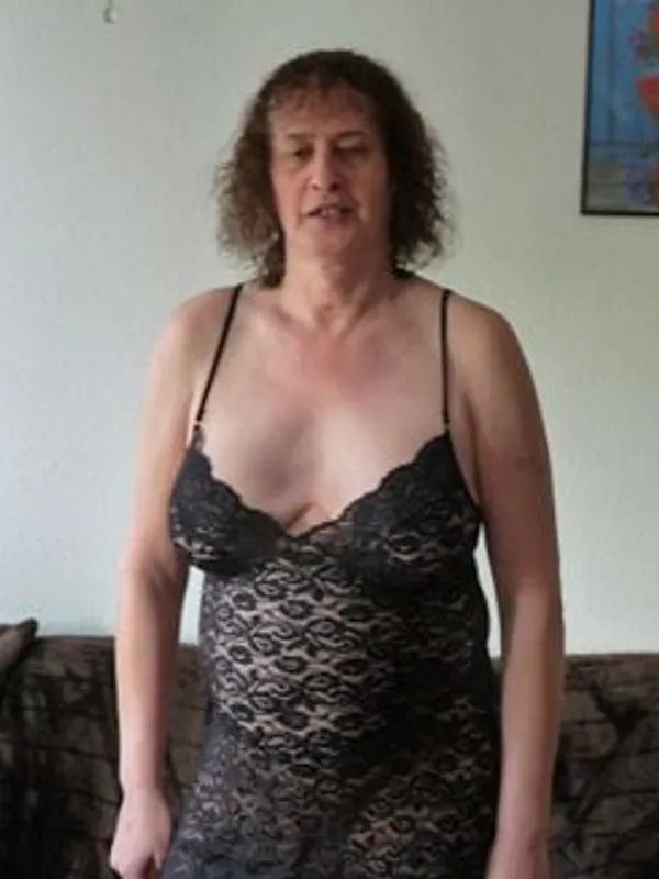 Parkplatzsex Katrin1000, 64 aus Essen