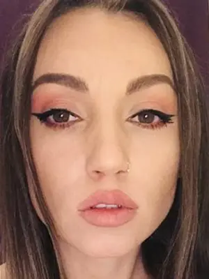 KattiaFox, 40