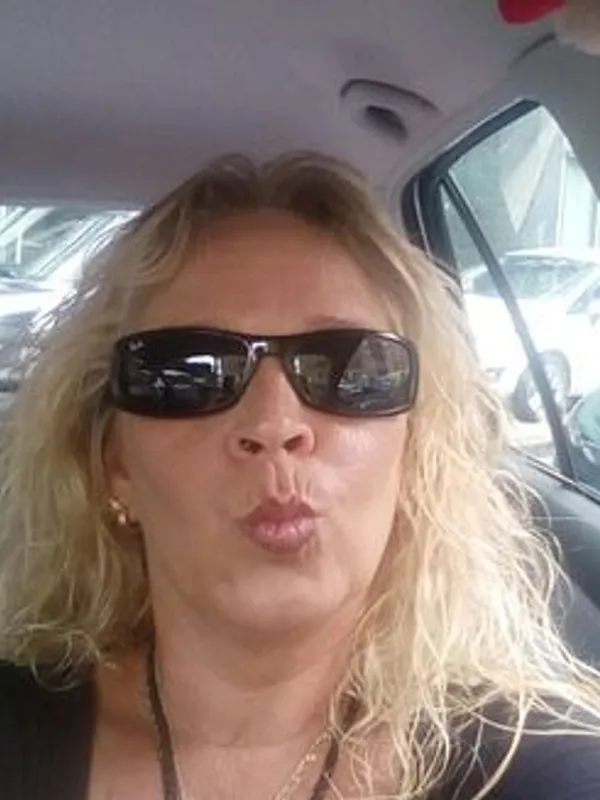 Parkplatzsex Katys-Privat-Cam, 54 aus Hannover