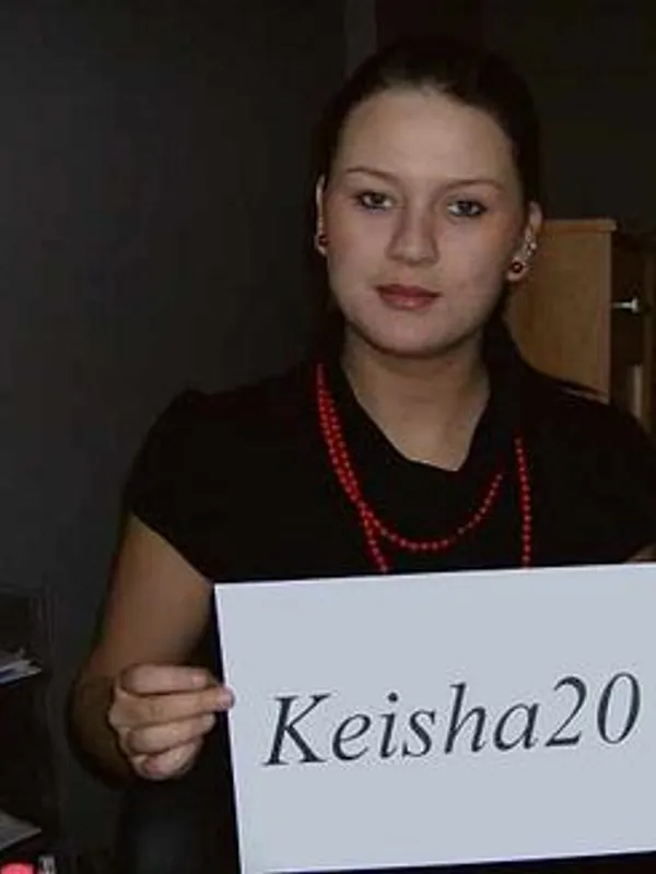 Parkplatzsex Keisha20, 36 aus Hohenstein-Ernstthal