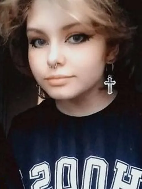Parkplatzsex KessiCat, 20 aus Berlin