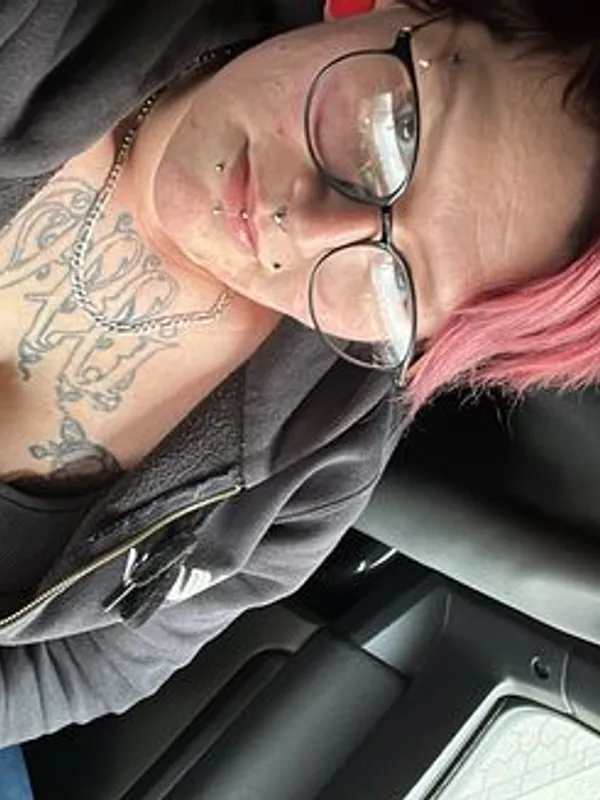 Parkplatzsex KittyKahlohr, 33 aus Stuttgart