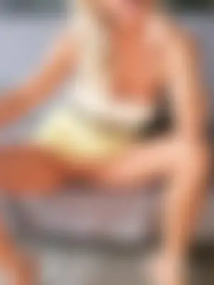 Lady-Awa, 53