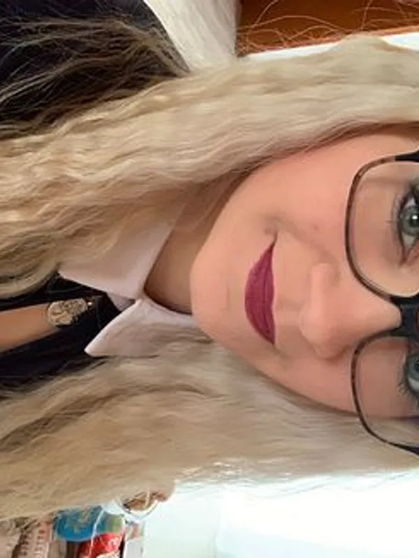 Parkplatzsex LadyAni69, 30 aus Berlin