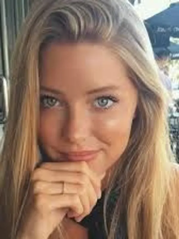 Parkplatzsex LadyMoet, 28 aus Neubrück