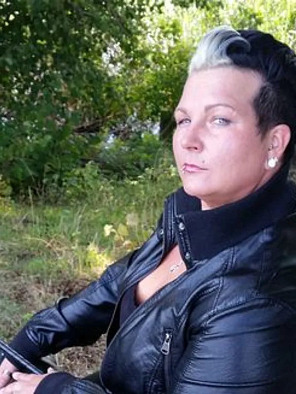 Parkplatzsex LadySappho, 44 aus Berlin