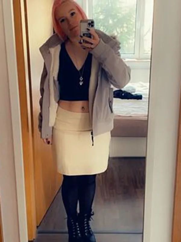 Parkplatzsex ladystella20, 41 aus Hamburg