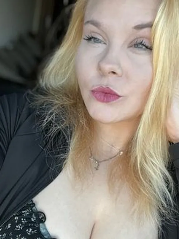 Parkplatzsex LanaxLana, 24 aus Wadern