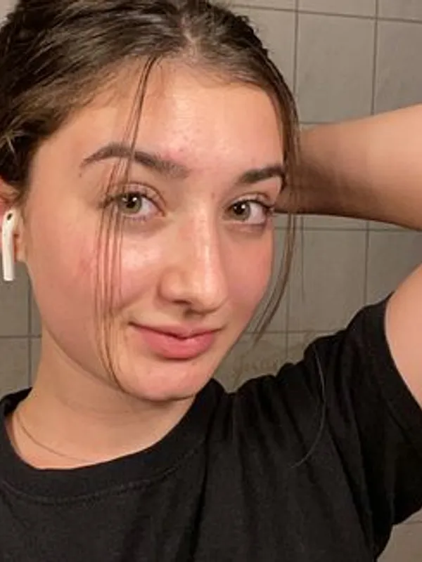 Parkplatzsex LeahSnuSnu, 21 aus Bielefeld