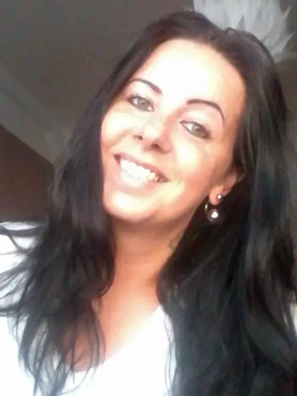 Parkplatzsex Lenore, 46 aus Hamburg