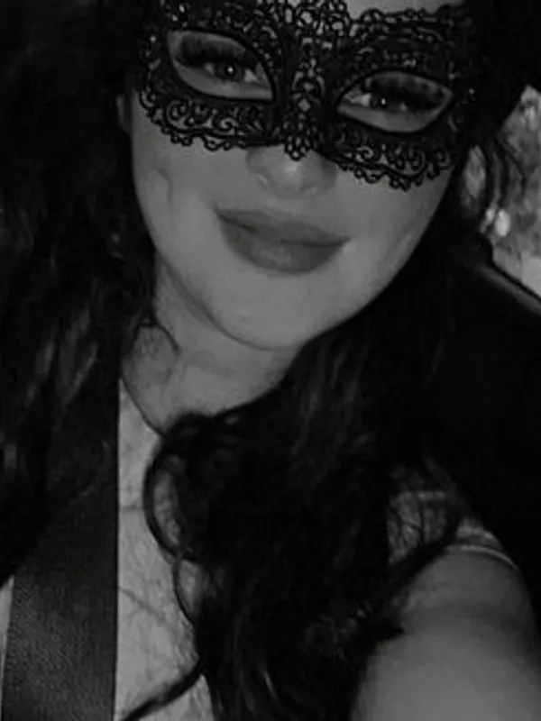 Parkplatzsex Leonora_, 27 aus Detmold