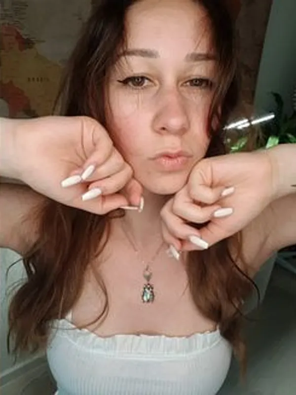 Parkplatzsex Lia-Fox, 25 aus Rodenkirchen
