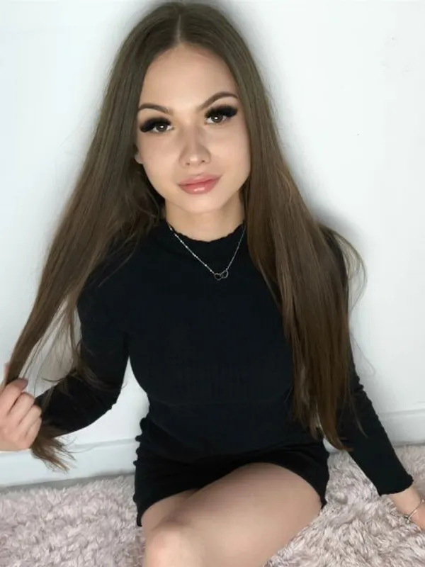 Parkplatzsex LiliBlush, 20 aus Hamburg