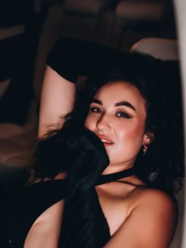 Parkplatzsex LilyFoxyy, 28 aus Leverkusen
