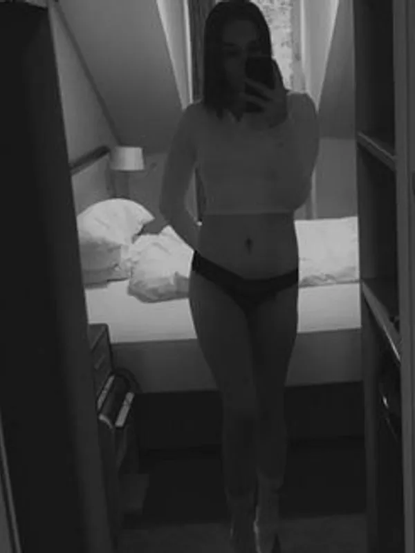 Parkplatzsex _LINA_, 25 aus Baar