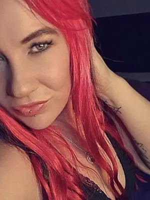 Weiteres Foto von Lina-Mai – Anmelden zum Freischalten