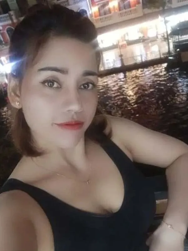 Parkplatzsex lingling, 40 aus Favoriten