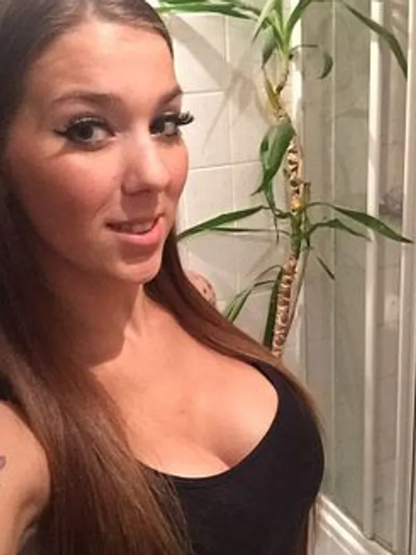 Parkplatzsex LisaLove-, 33 aus Offenbach