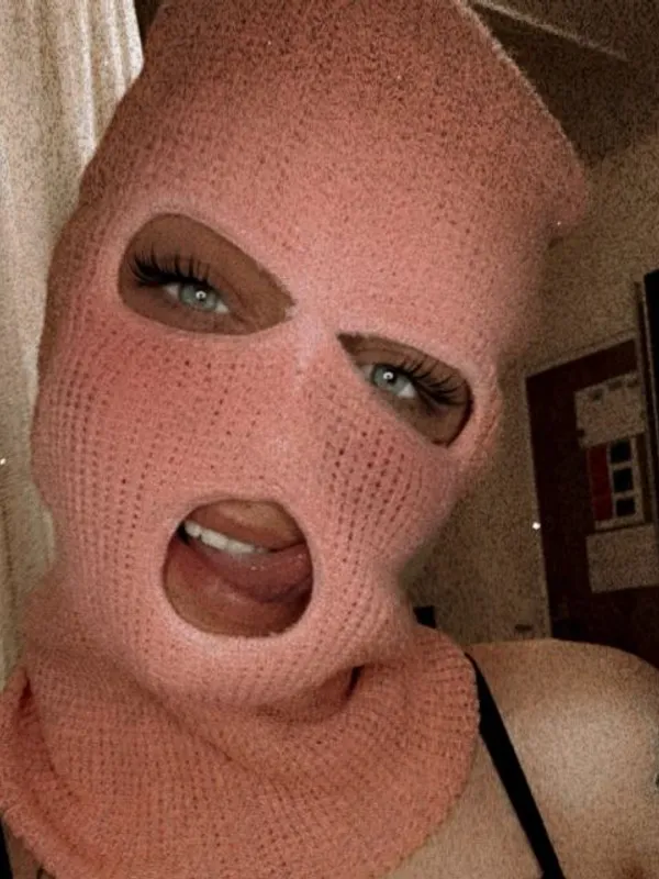 Parkplatzsex Lishaa, 31 aus Berlin