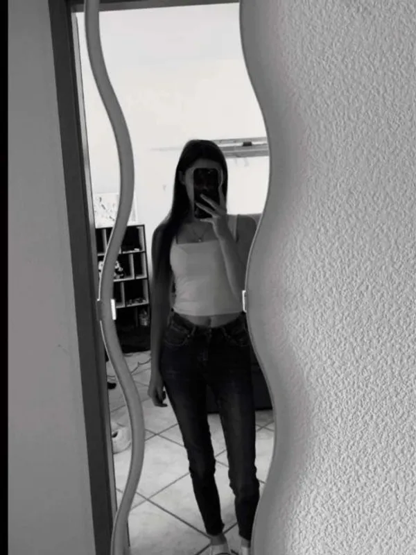 Parkplatzsex LittleEu23, 24 aus Graz