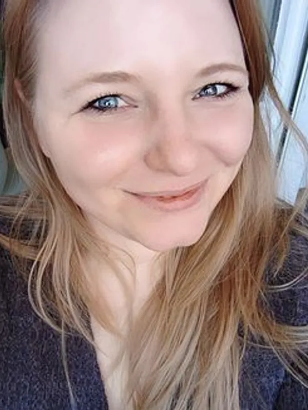 Parkplatzsex Lovely_mia, 34 aus Dresden