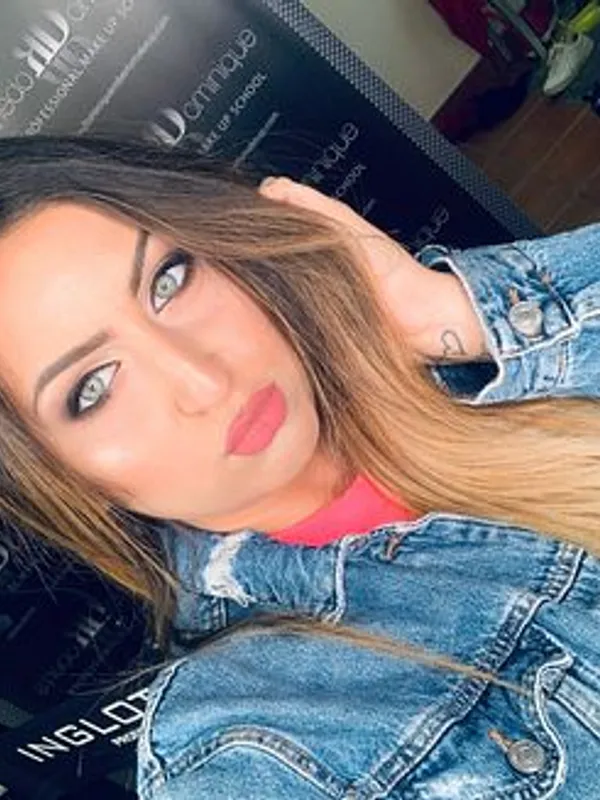 Parkplatzsex LucyHobbs, 27 aus Steyr