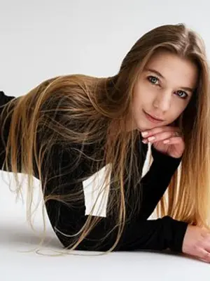 Weiteres Foto von LucyNatural – Anmelden zum Freischalten