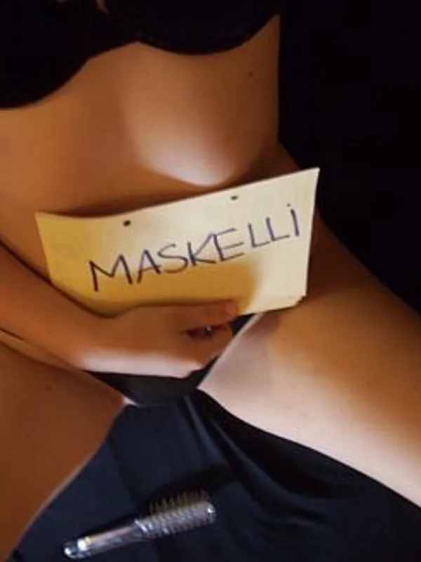 Parkplatzsex MaskElli, 35 aus Frankfurt am Main
