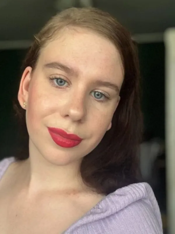 Parkplatzsex MayaLips, 22 aus Magdeburg