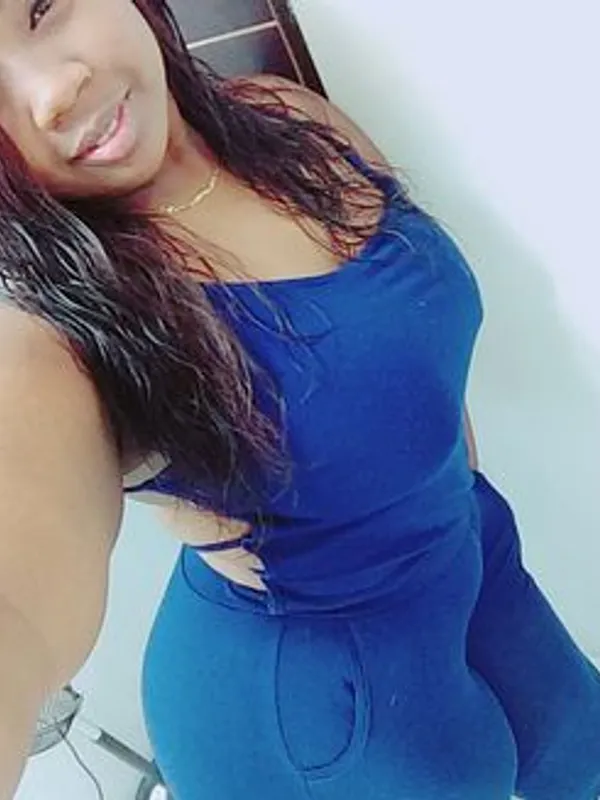 Parkplatzsex melannyburgos, 31 aus Merzig