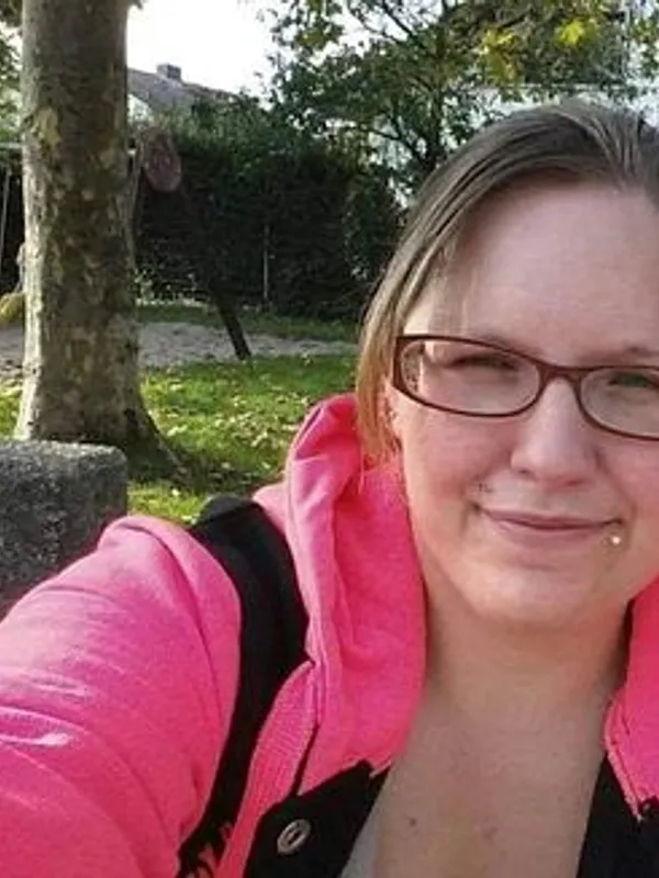 Parkplatzsex Mellegirl35, 42 aus Mainz