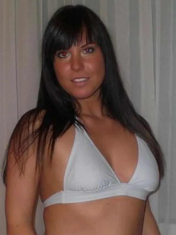 Parkplatzsex Melly-88, 37 aus Berlin