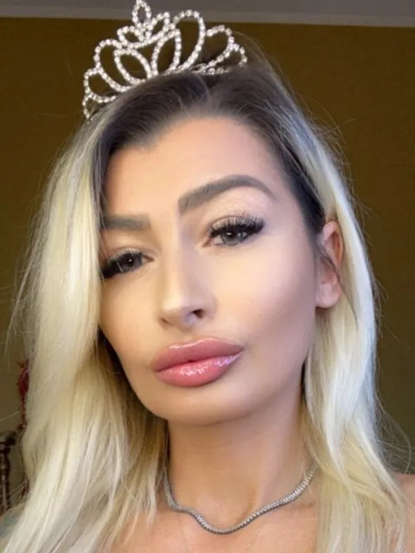 Parkplatzsex MesmerizingQueen, 34 aus Meiringen
