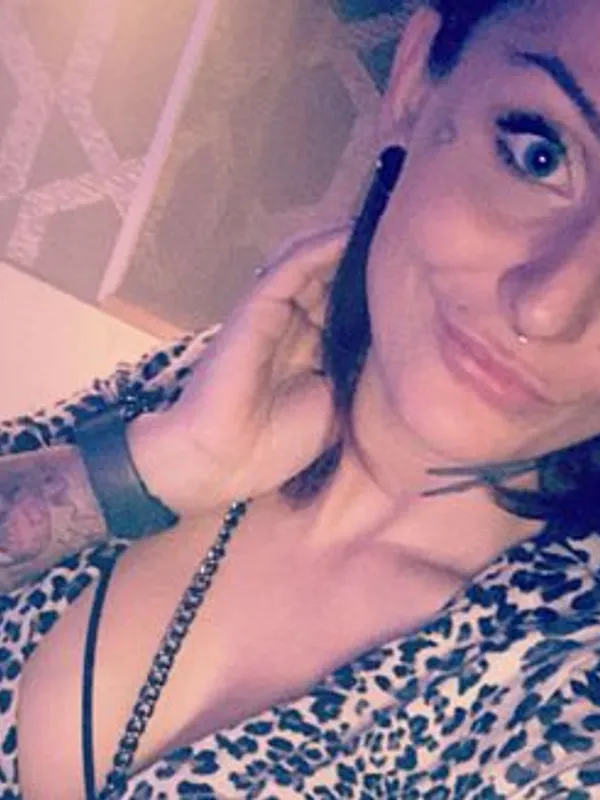 Parkplatzsex MiaBabeXXX, 36 aus Potsdam