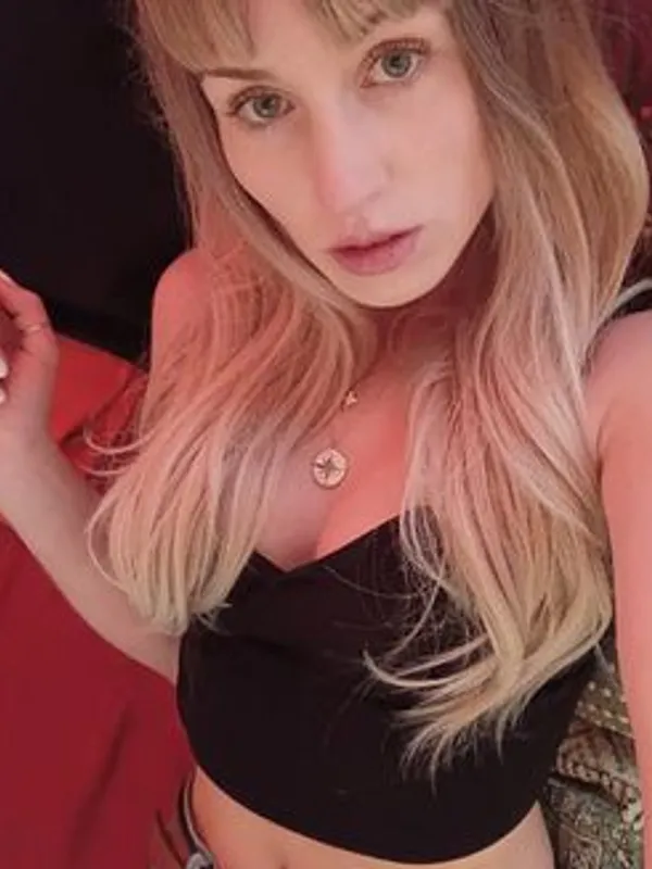 Parkplatzsex Mila_Gold, 31 aus Berlin