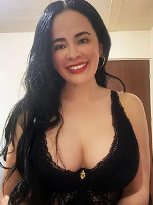 Parkplatzsex MilfBeroniqa, 39 aus Worms