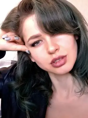 MilkaHot, 32
