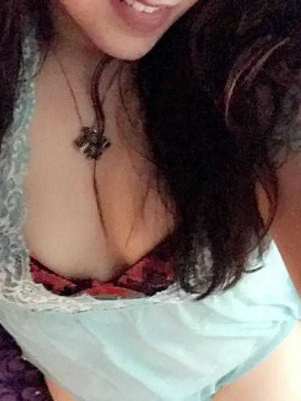 Parkplatzsex Minababe33, 33 aus Hamburg