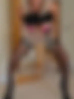 Weiteres Foto von minxy-kinky-milf – Anmelden zum Freischalten