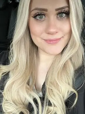 Mira_More, 32