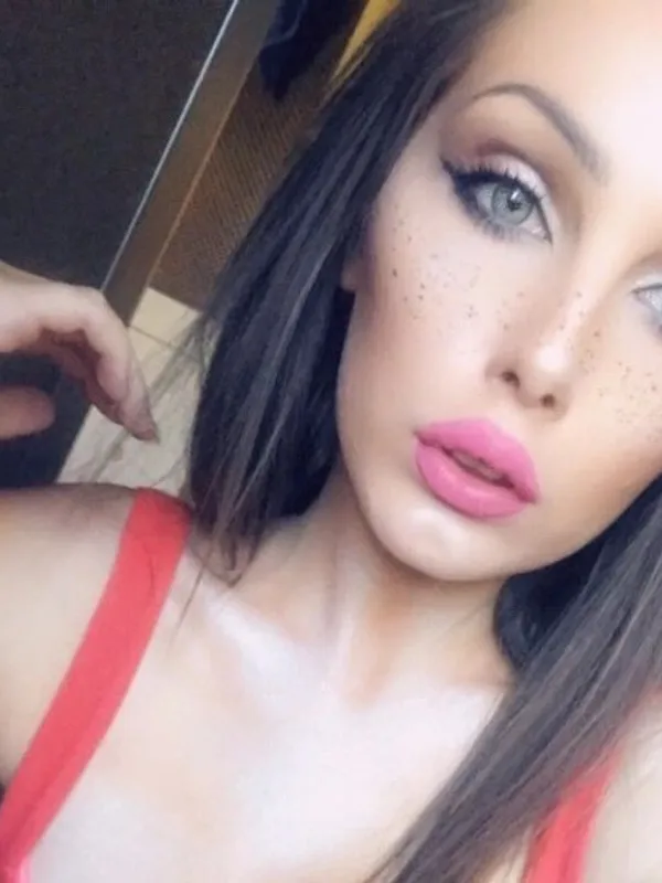 Profilbild von MiraBeauty, 27 Jahre aus Bonn