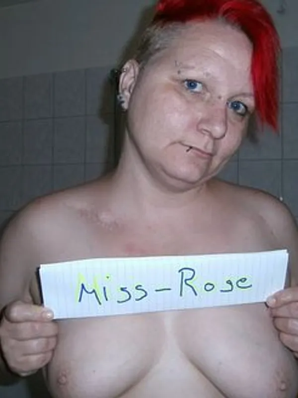 Parkplatzsex Miss-Rose, 49 aus Darmstadt