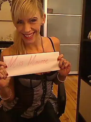 Weiteres Foto von MissMonroe – Anmelden zum Freischalten