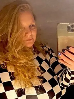 Weiteres Foto von MissYivixs – Anmelden zum Freischalten