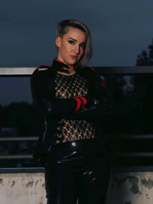 Parkplatzsex Mistress-Joy, 37 aus Bochum