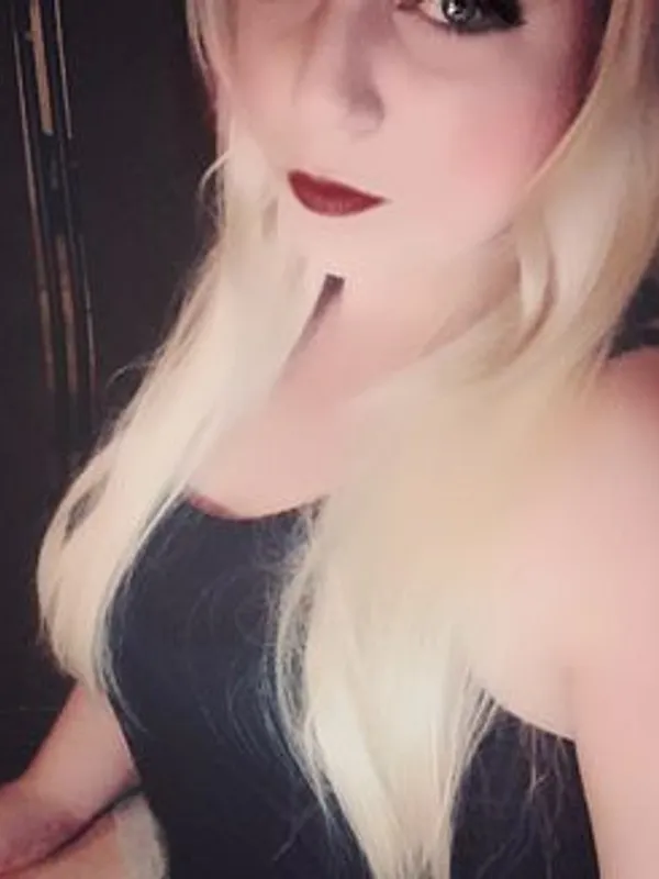 Parkplatzsex Mistress-Mary, 36 aus Wipperfürth