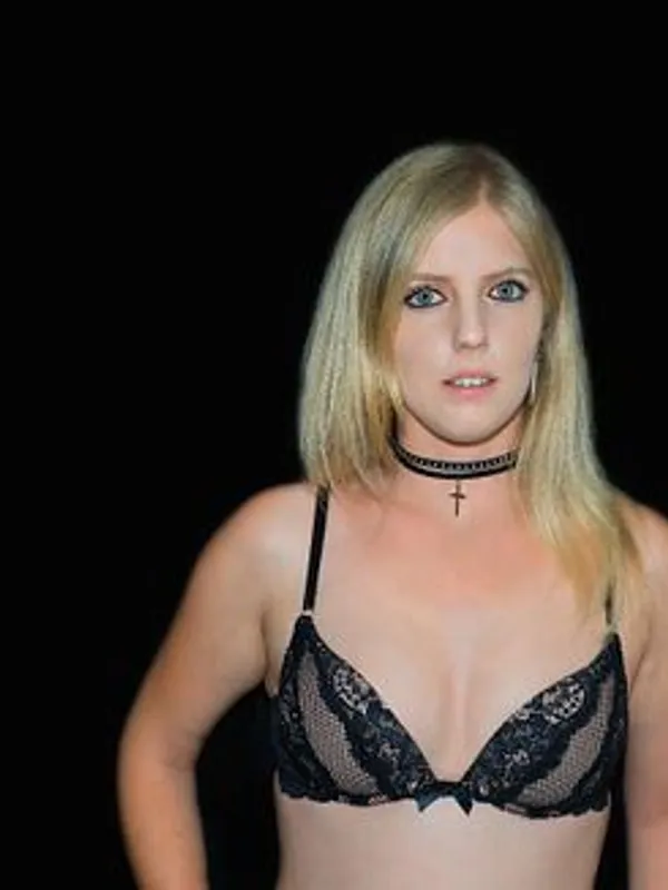 Parkplatzsex Moistdevil, 35 aus Rüsselsheim am Main