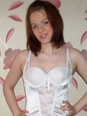 Monica18, 35