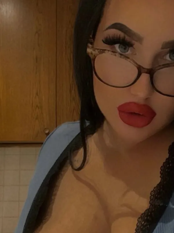 Parkplatzsex mrsbabygirl, 27 aus Chemnitz