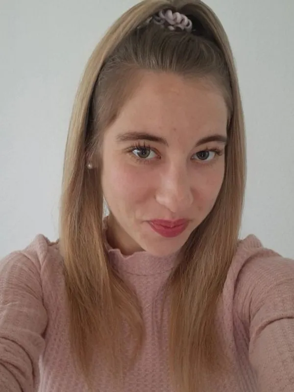 Parkplatzsex Nadina, 27 aus Zürich
